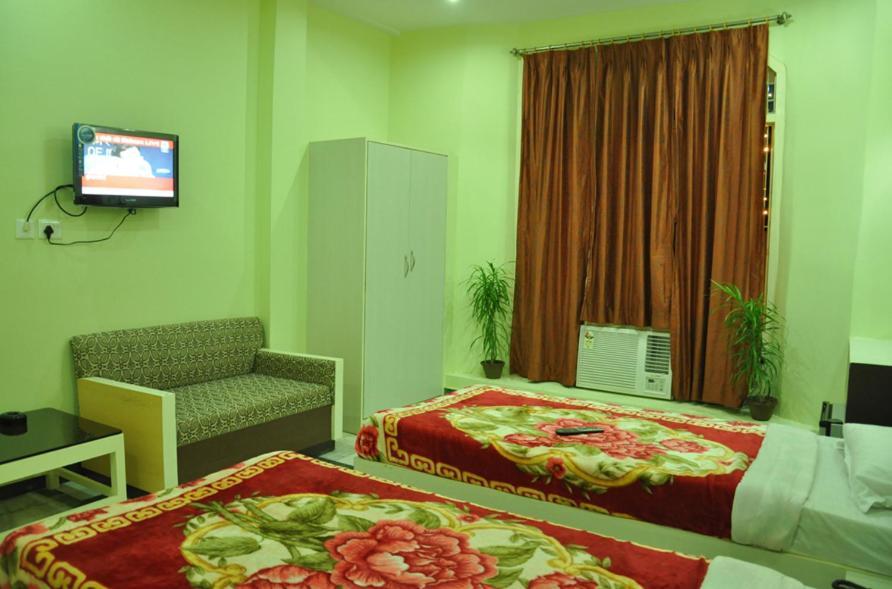 Hotel Kiran Palace Varanasi Eksteriør bilde